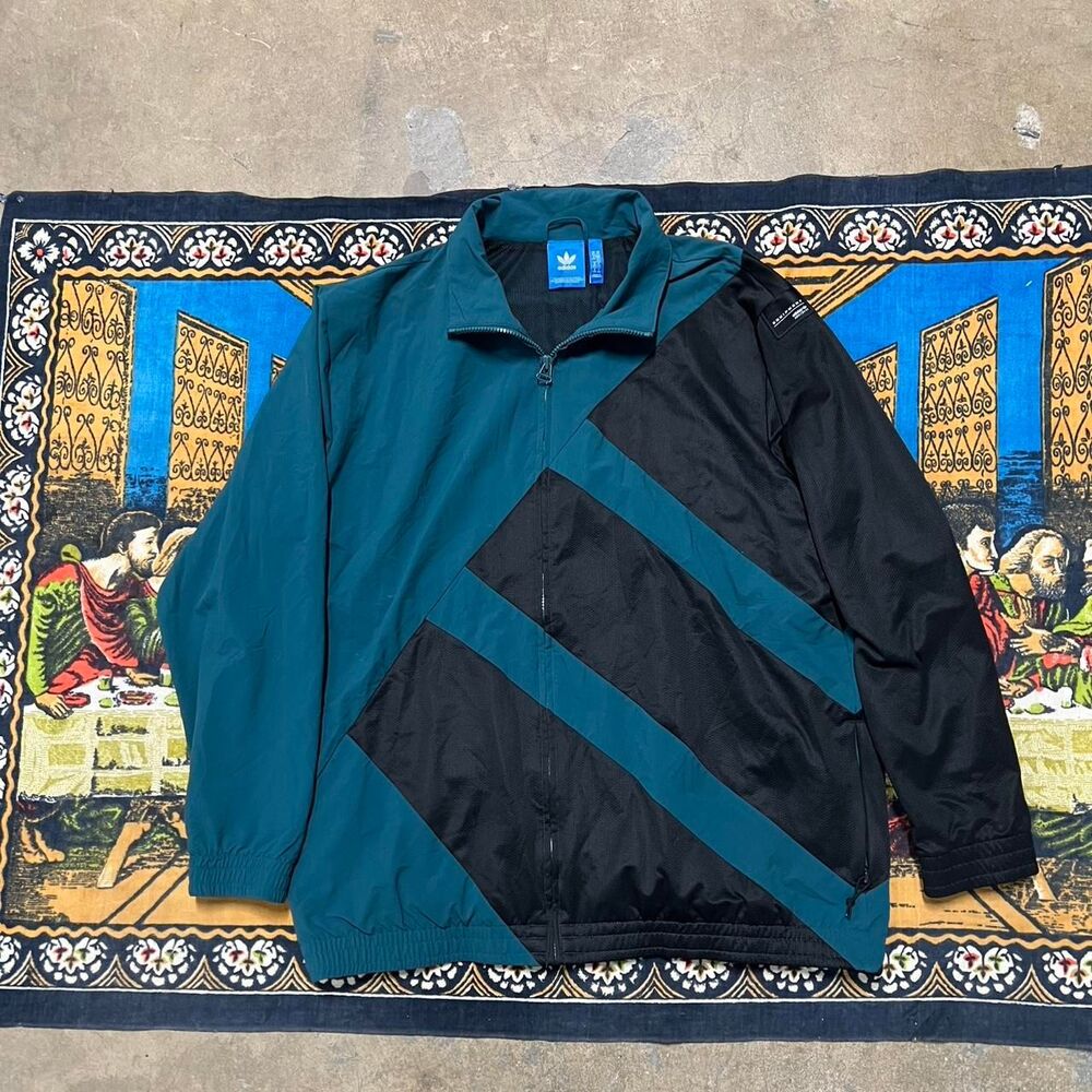 Adidas equipment windbreaker jacket Size XXL Green Black 3 stripes gorpcore y2k